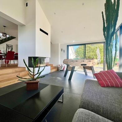 Maison 4 pièces 850000 €