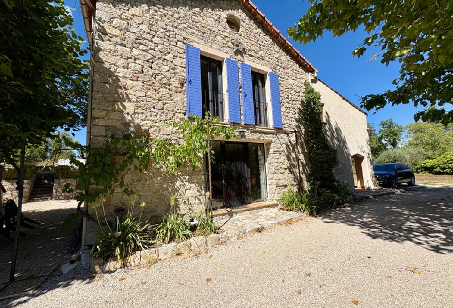 Magnifique maison en pierre de caractère avec annexes à Fayence (175 m² habitables + 126m2 de dépendances) (83) — photo 1