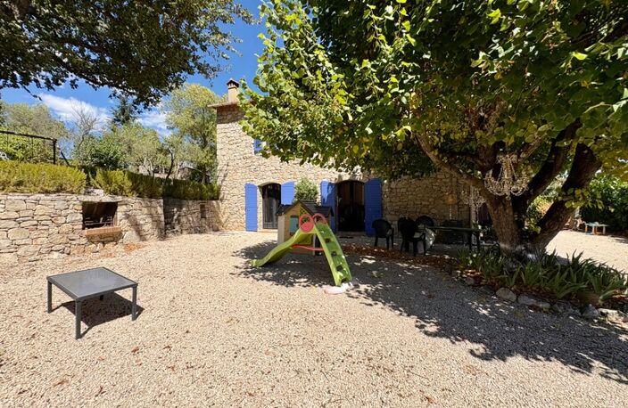 Magnifique maison en pierre de caractère avec annexes à Fayence (175 m² habitables + 126m2 de dépendances) (83) — photo 2