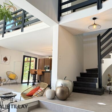 Maison 6 pièces 610000 €