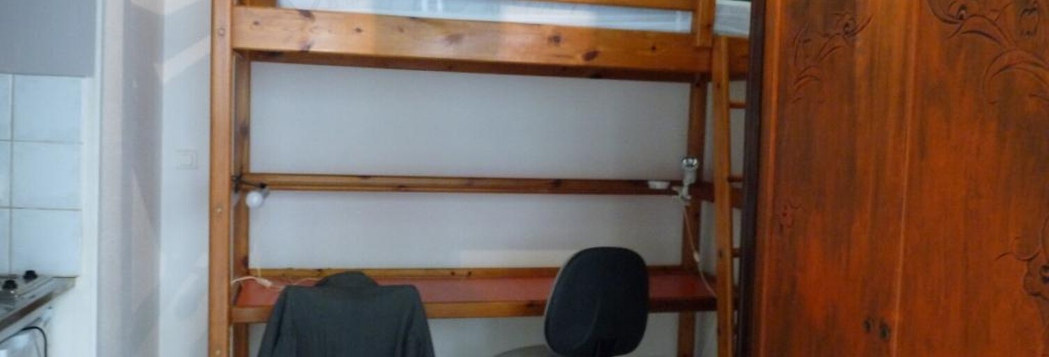 Appartement 1 Pièce 14 m² à louer à Nîmes (30000)