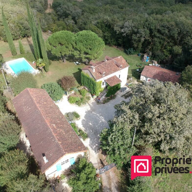 Maison 11 pièces 585000 €