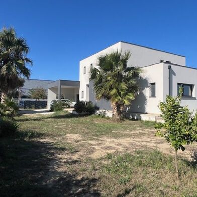 Maison 10 pièces 672000 €