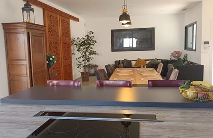 Villa 4 FACES SUR UN TERRAIN DE 1060M² — photo 4