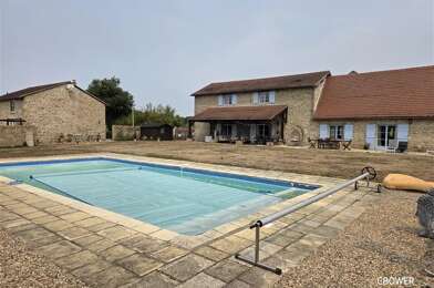 Maison 22 pièces 514800 €