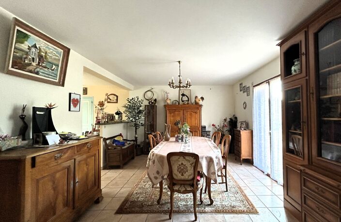 A VENDRE - SOQUET IMMOBILIER - MAISON FAMILIALE - LANGOURLA - — photo 3