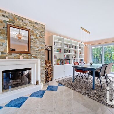 Maison 7 pièces 549000 €