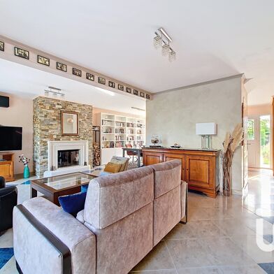 Maison 7 pièces 549000 €