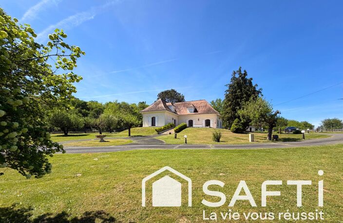 Maison de 235m² avec parc de 11880m² et piscine — photo 2
