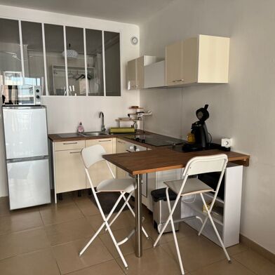 Appartement 1 pièces 650 €