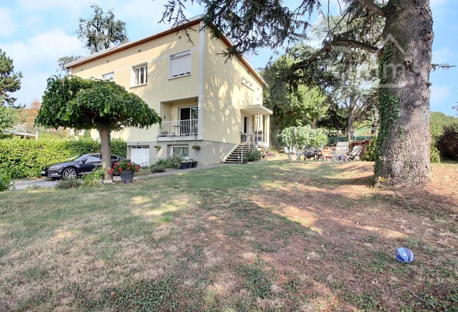 Le Péage de Roussillon - Maison familiale  jumelée — photo 1