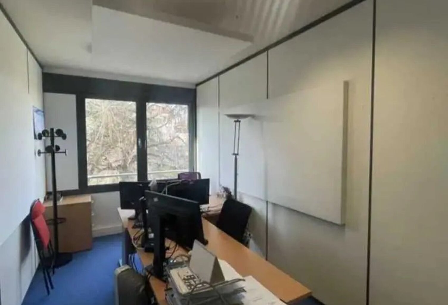 Bureau — photo 1