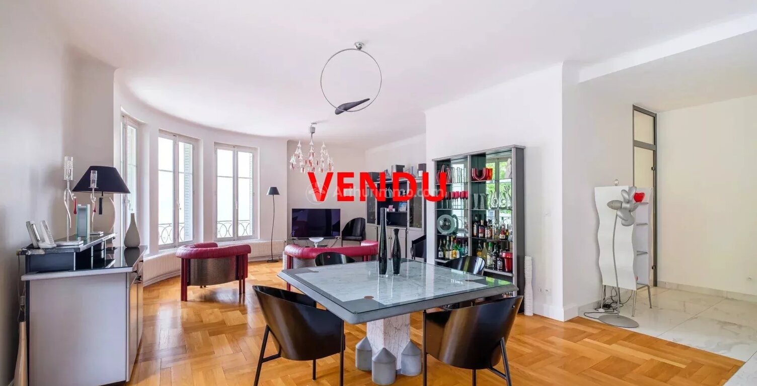 EXCLUSIVITE-T5 de 129 m²- TRIANGLE D'OR LYON 6 en face du parc — photo 1