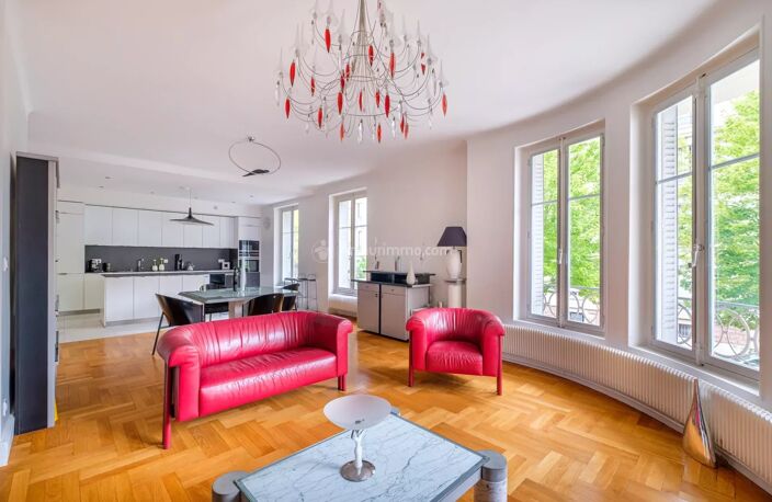 EXCLUSIVITE-T5 de 129 m²- TRIANGLE D'OR LYON 6 en face du parc — photo 2