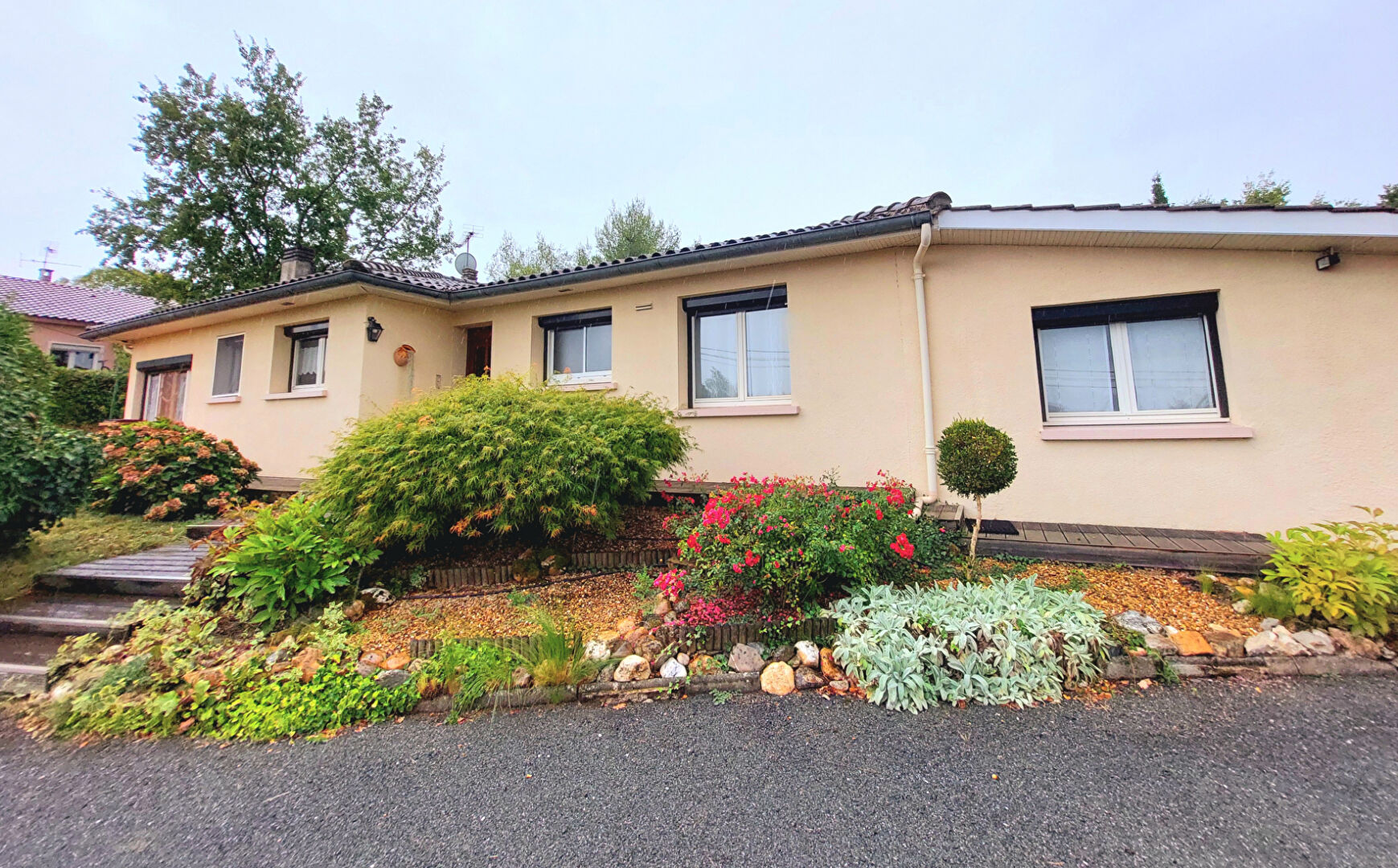 Villa / Maison  T7 à vendre Puygouzon 81990