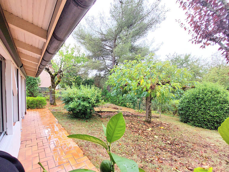 VENDU - Maison 7 pièces 150m² sur terrain de 2700m²  avec double garage — photo 1