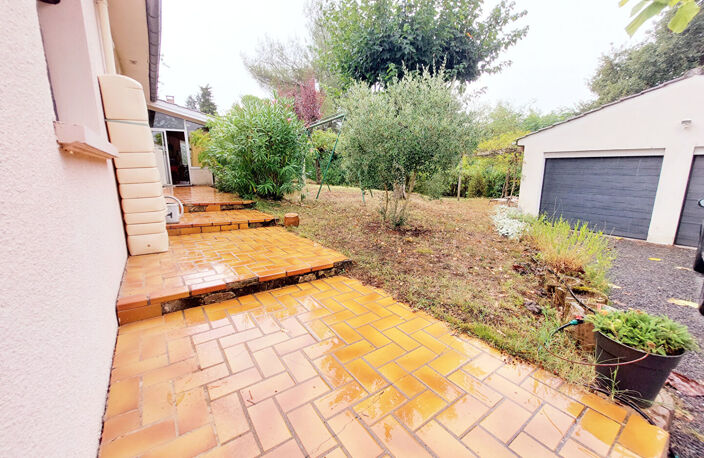 VENDU - Maison 7 pièces 150m² sur terrain de 2700m²  avec double garage — photo 4