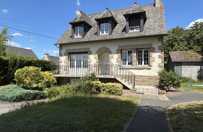 A VENDRE SOQUET IMMOBILIER DINAN - Maison rénovée 130 m² Centre bourg LANVALLAY — photo 2
