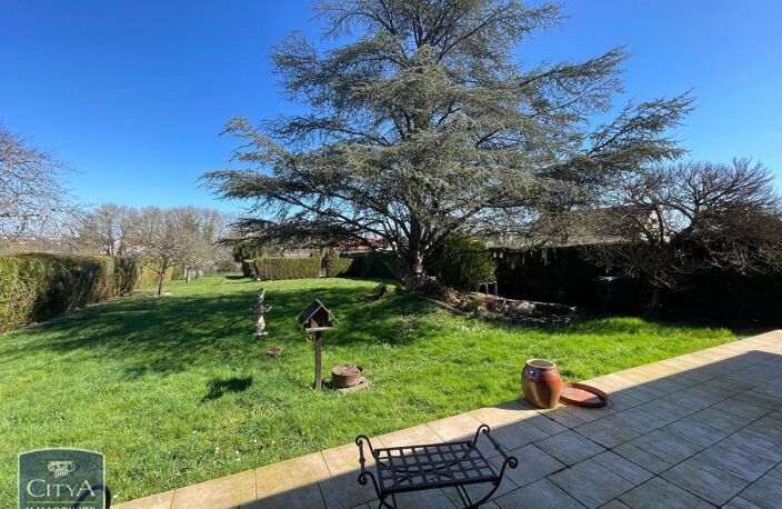 Vente maison 4 pièces 120 m² Châteauroux (36000) — photo 2