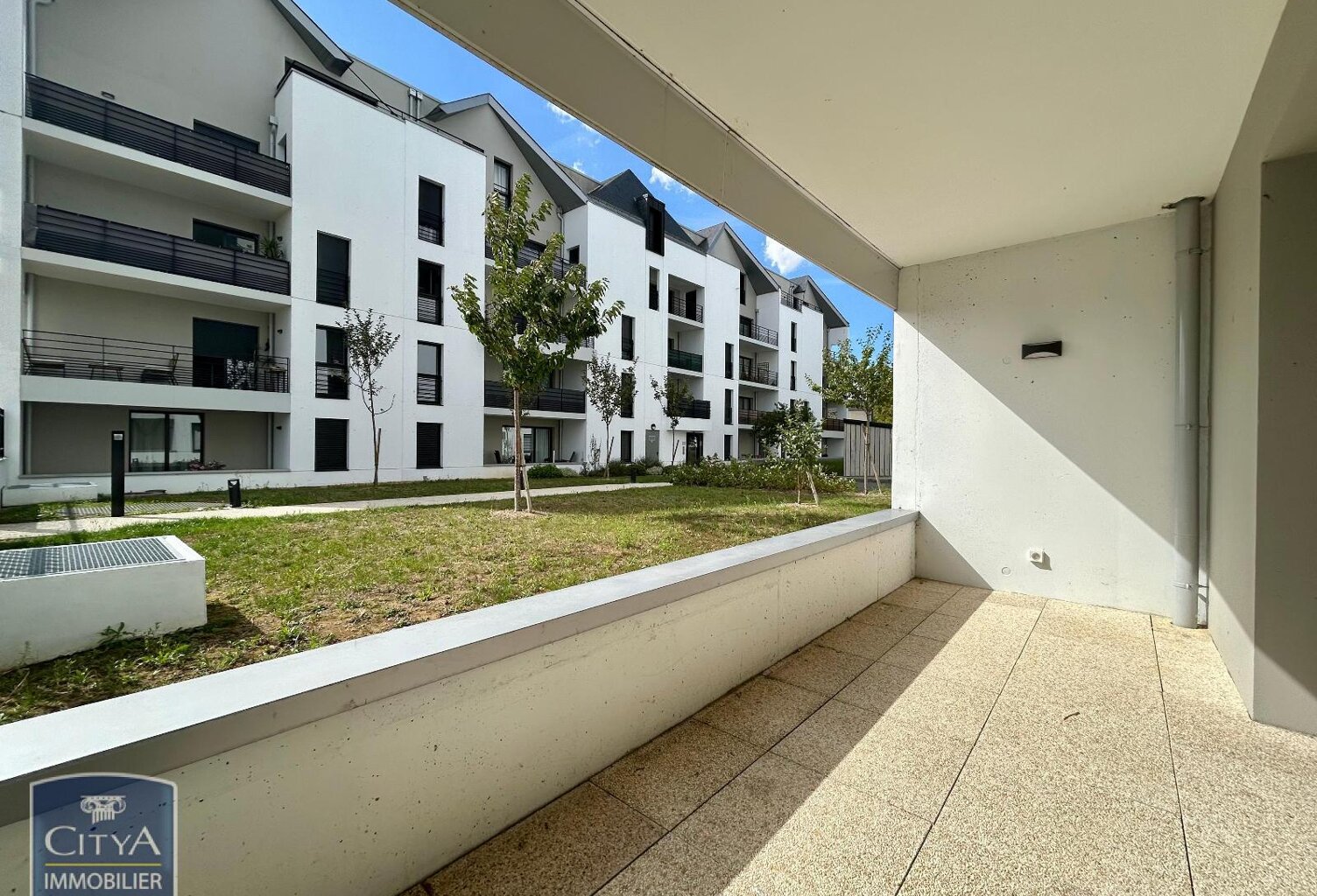 Location appartement 3 pièces 65 m² à Tours (37100) — photo 1