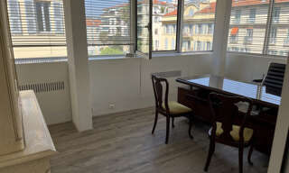 Bureau 4 Pièces 77 m² à louer à Nice (06000)
