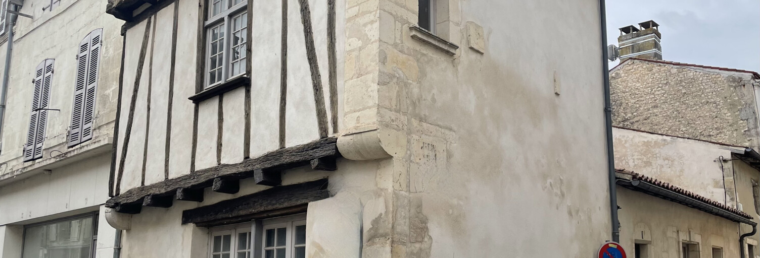 Maison 3 Pièces 72 m² à vendre à Saint-Jean-d'Angély (17400)