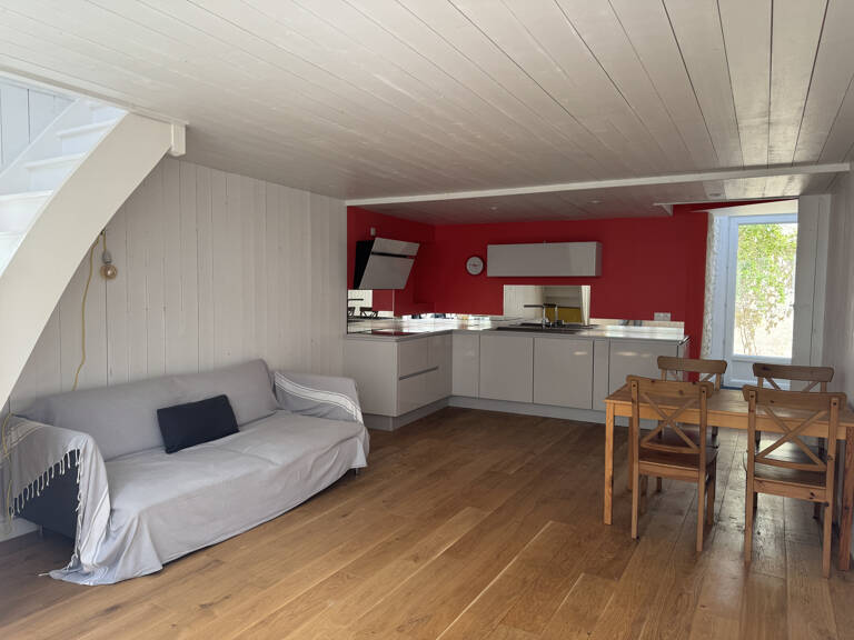 Maison de village - La Flotte - — photo 1