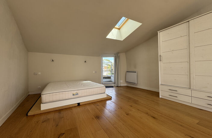 Maison de village - La Flotte - — photo 3