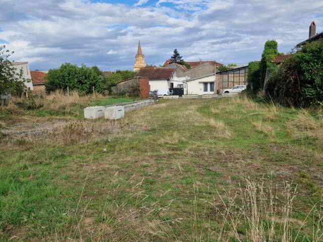 Terrain constructible — photo du bien