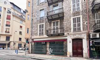 Commerce 3 Pièces 87 m² à vendre à Nice (06000)