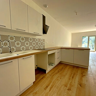 Maison 4 pièces 1190 €