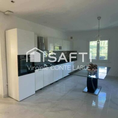 Maison 6 pièces 402800 €