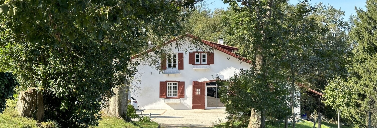 Maison 8 Pièces 221 m² à vendre à Urt (64240)