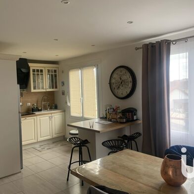 Appartement 3 pièces 153000 €