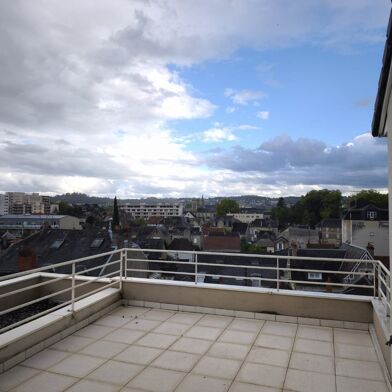 Appartement 6 pièces 399900 €