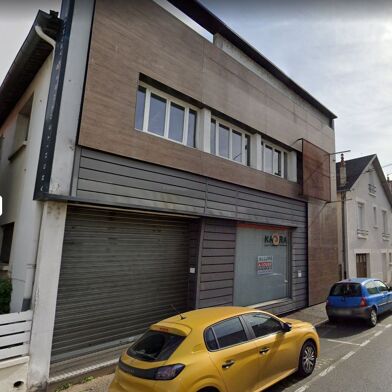 Commerce 14 pièces 475000 €