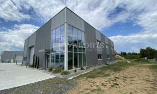 Commerce  620 m² à louer à Vourles (69390)