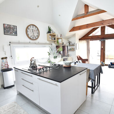 Appartement 4 pièces 325000 €