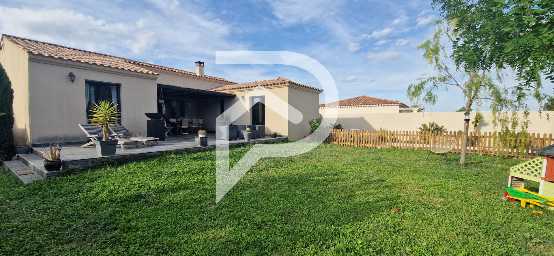 Villa / Maison  T4 à vendre Saint-Gilles 30800