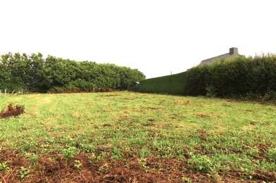 Terrain  64000 €