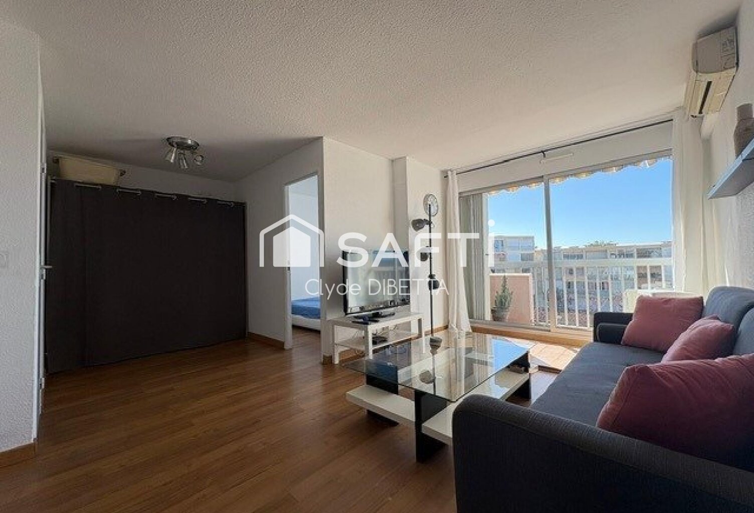 Proche du Seaquarium et des plages du Grau-du-Roi, découvrez cet appartement idéalement situé. — photo 1