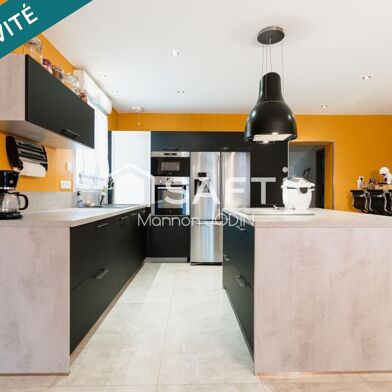 Maison 8 pièces 550000 €