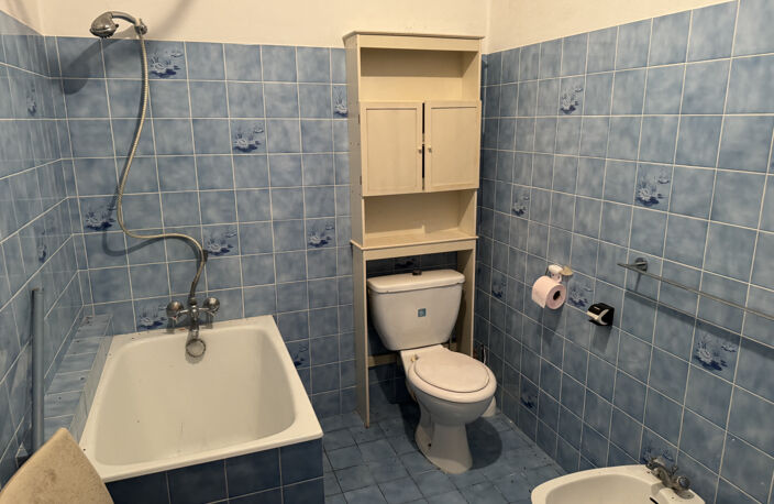 Maison en pierres à restaurer — photo 5