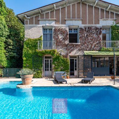 Maison 10 pièces 1299000 €