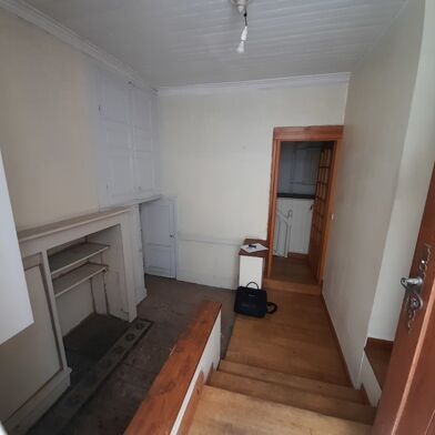 Appartement 5 pièces 77400 €