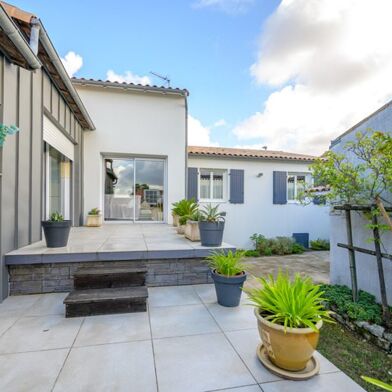 Maison 8 pièces 679900 €