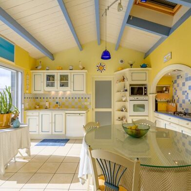 Maison 8 pièces 679900 €