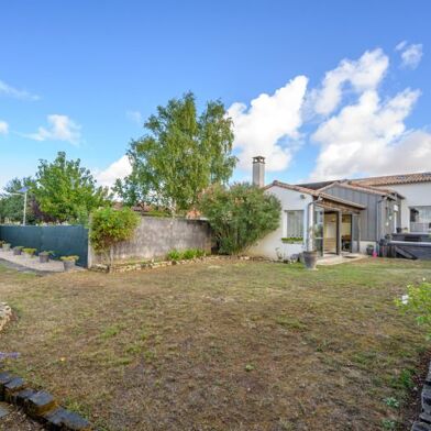 Maison 8 pièces 679900 €