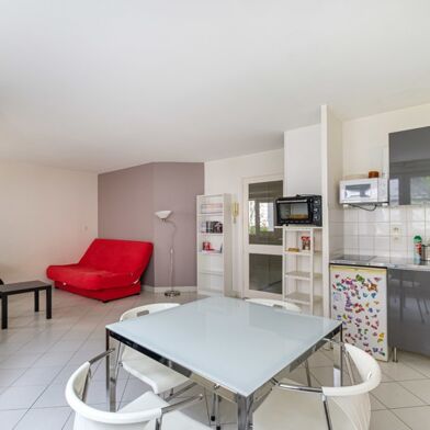Appartement 1 pièces 218325 €
