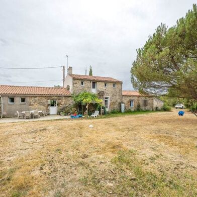 Maison 7 pièces 383250 €